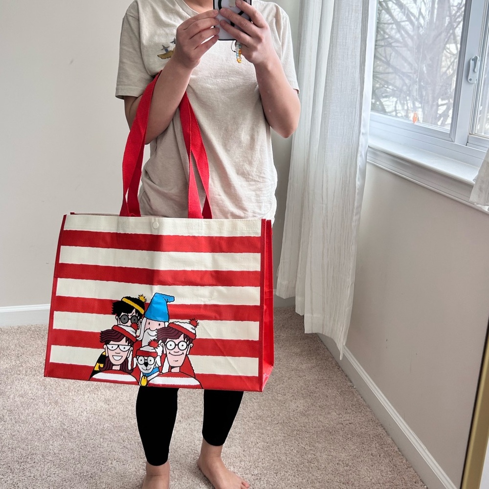 Where’s Wally large tote bag